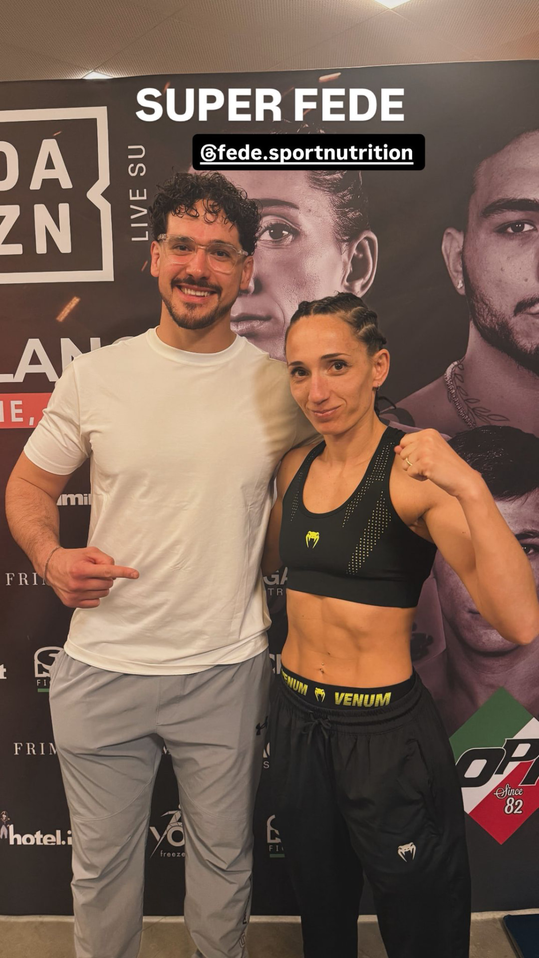 Federico Angotti con un'atleta a bordo ring
